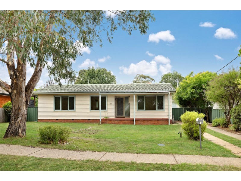 54 Officer Crescent, Ainslie ACT 2602