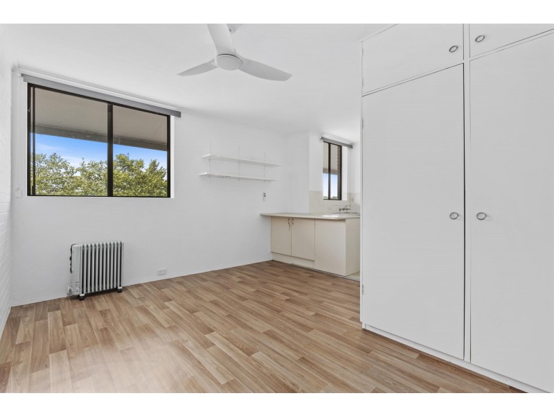 16/45 Eggleston Crescent, Chifley ACT 2606