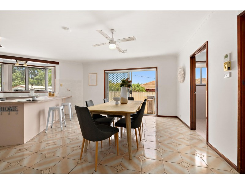 16 Mollee Crescent, Isabella Plains ACT 2905