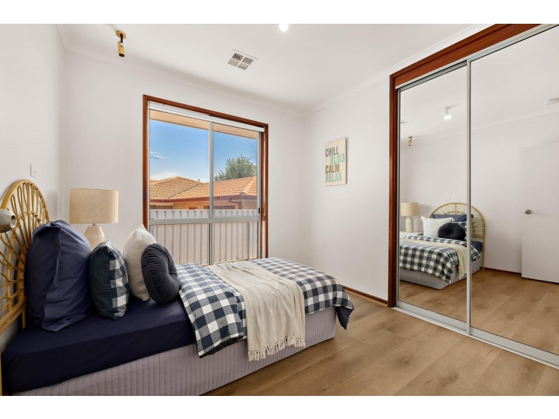 16 Mollee Crescent, Isabella Plains ACT 2905