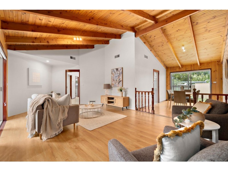 16 Mollee Crescent, Isabella Plains ACT 2905