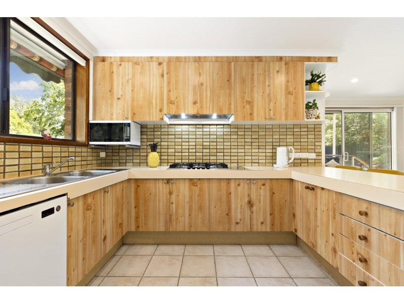 6 Humphris Place, Gowrie ACT 2904