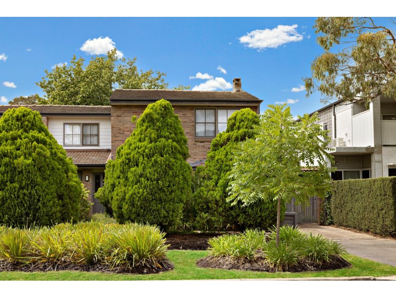 32 Lowanna Street, Braddon ACT 2612