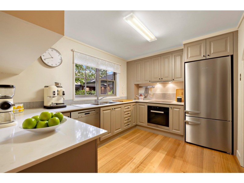 32 Lowanna Street, Braddon ACT 2612