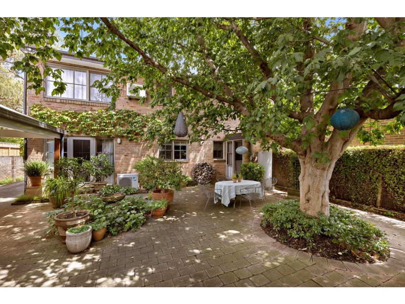 32 Lowanna Street, Braddon ACT 2612