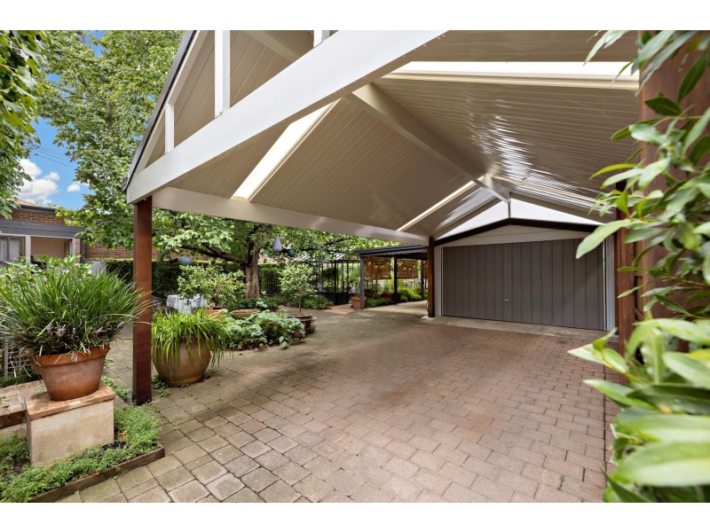 32 Lowanna Street, Braddon ACT 2612