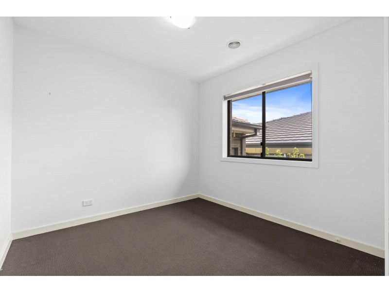 146 Langtree Crescent, Crace ACT 2911