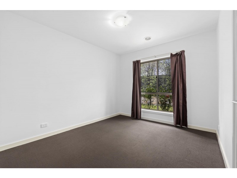 146 Langtree Crescent, Crace ACT 2911