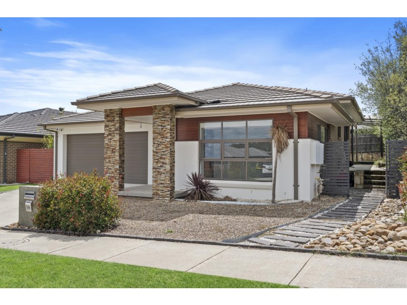 146 Langtree Crescent, Crace ACT 2911