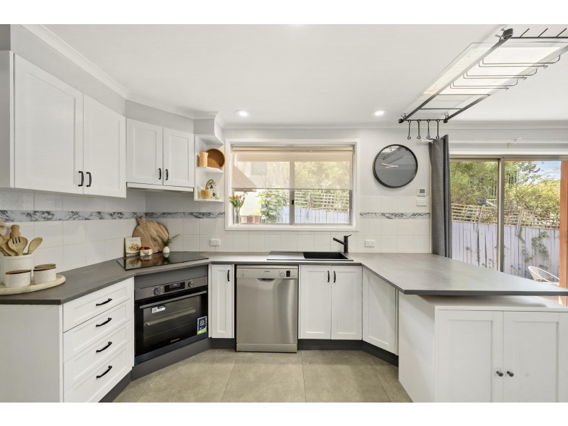 8 Goessling Place, Flynn ACT 2615