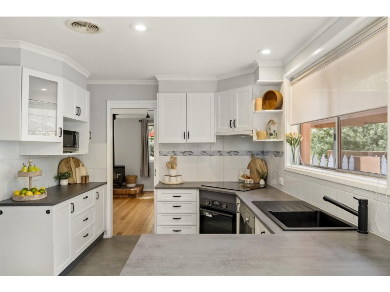 8 Goessling Place, Flynn ACT 2615
