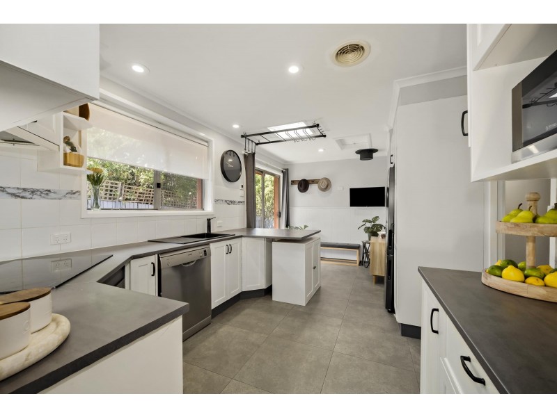 8 Goessling Place, Flynn ACT 2615