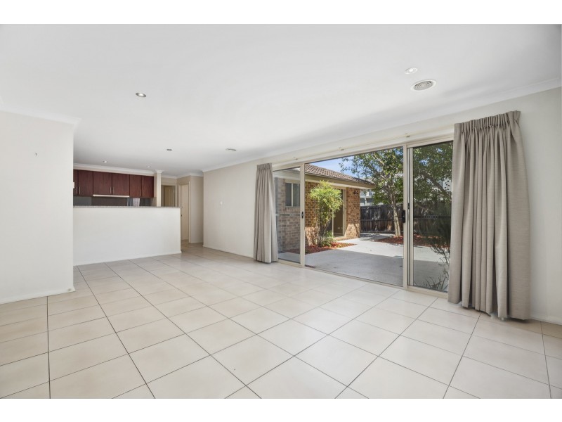 10 Erdos Street, Bruce ACT 2617