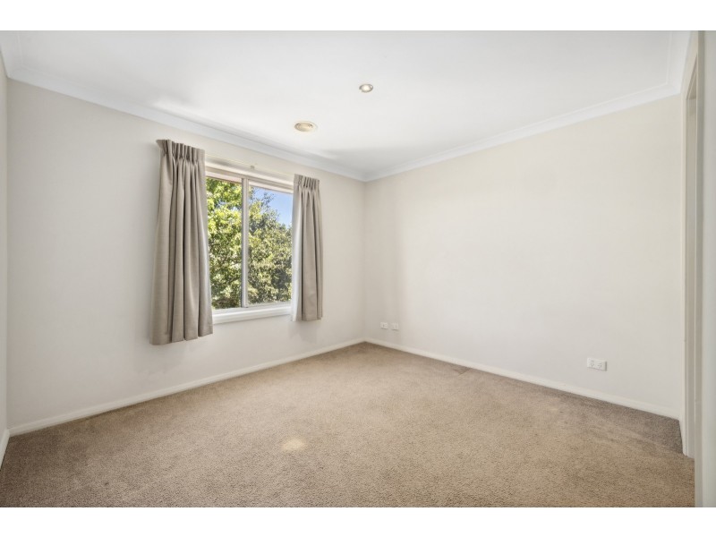 10 Erdos Street, Bruce ACT 2617