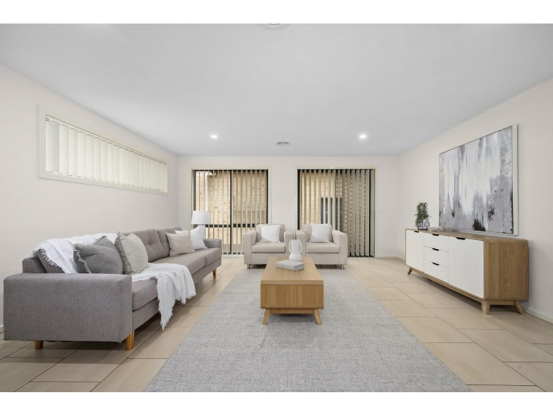 353 Anthony Rolfe Avenue, Gungahlin ACT 2912