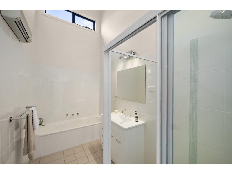 353 Anthony Rolfe Avenue, Gungahlin ACT 2912