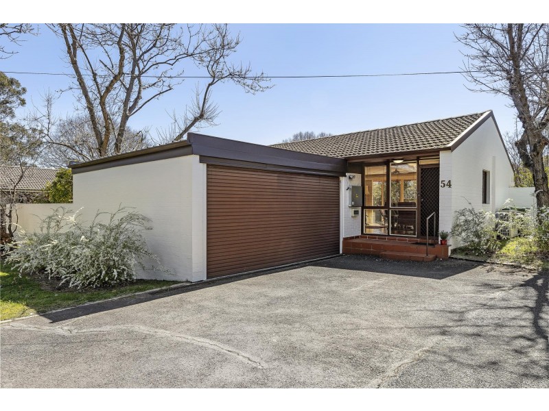 54 Grayson Street, Hackett ACT 2602