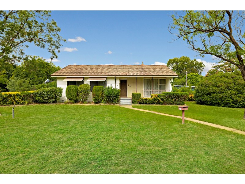 11 Gilruth Street, Hackett ACT 2602