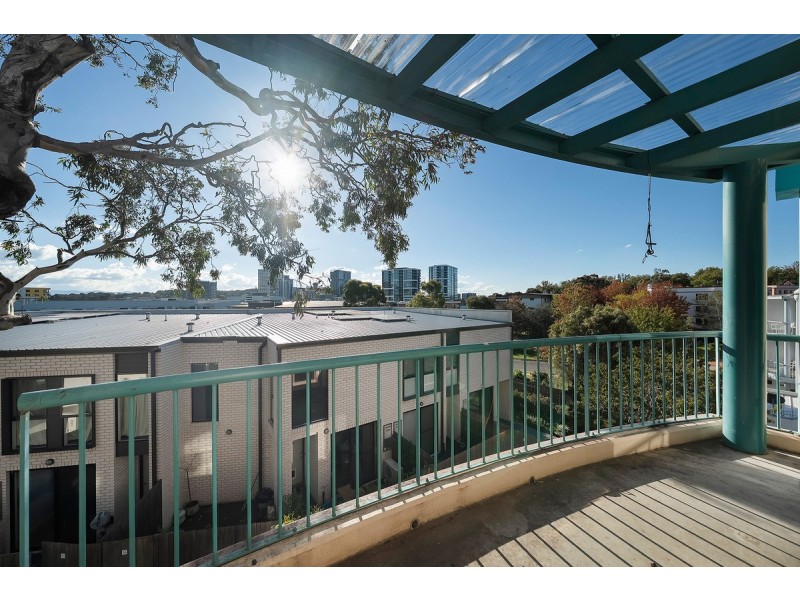 6/53 Port Jackson Circuit, Phillip ACT 2606