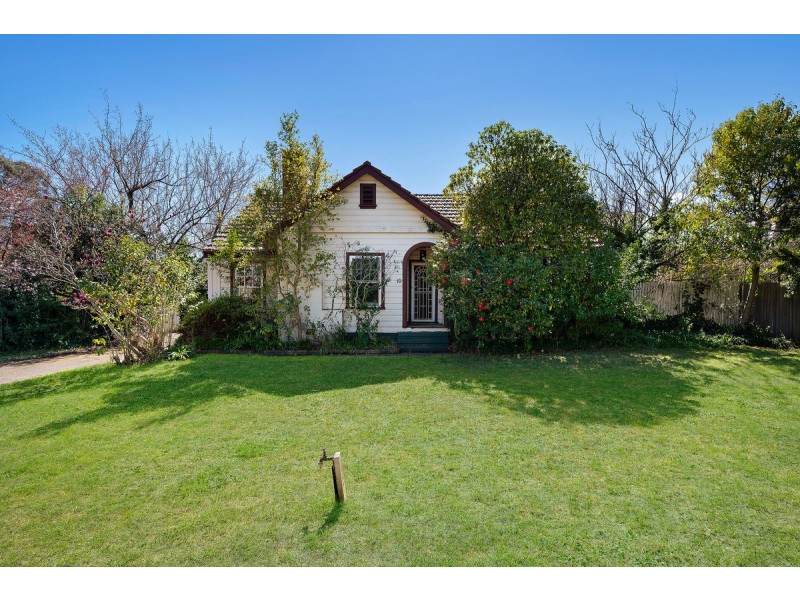 10 Toms Crescent, Ainslie ACT 2602