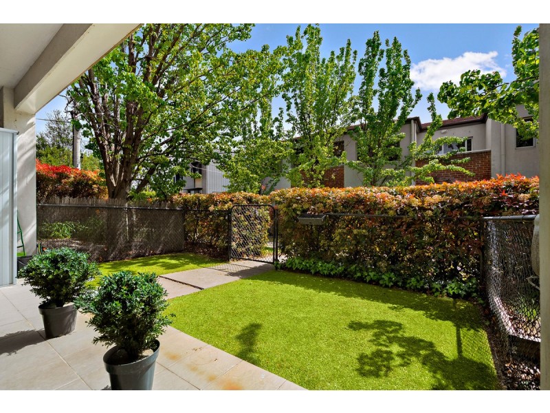 2/13 Majura Avenue, Dickson ACT 2602