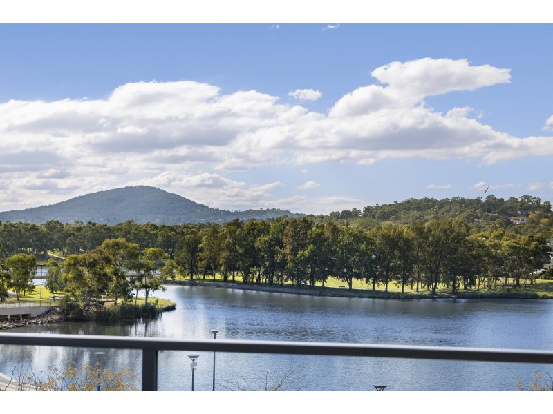 77/35 Oakden Street, Greenway ACT 2900