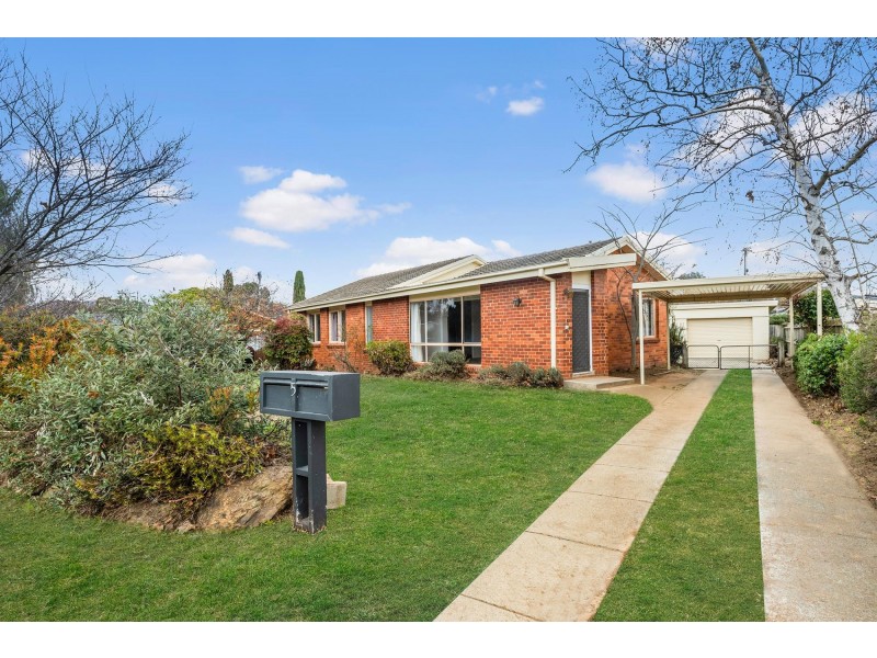 5 Heaton Place, Downer ACT 2602