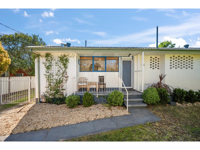 31 Banfield Street, Downer ACT 2602