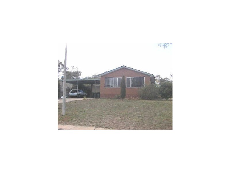 1/4 Cantor Crescent, Higgins ACT 2615