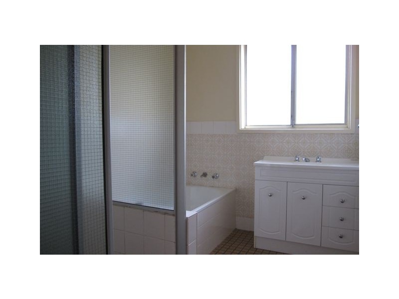1/4 Cantor Crescent, Higgins ACT 2615