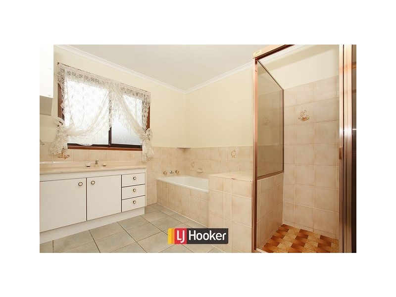 39 Ennor Crescent, Florey ACT 2615