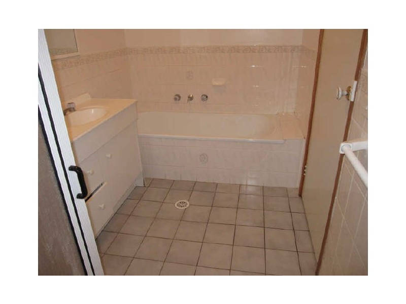 9/27 Redcliffe Crescent, Palmerston ACT 2913