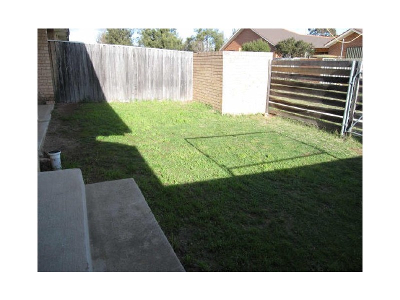 9/27 Redcliffe Crescent, Palmerston ACT 2913