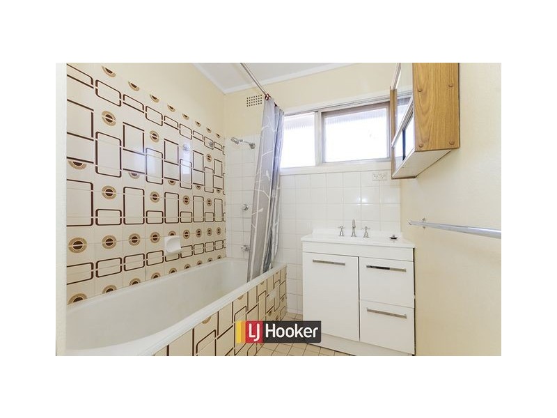 11 McGowan Street, Dickson ACT 2602