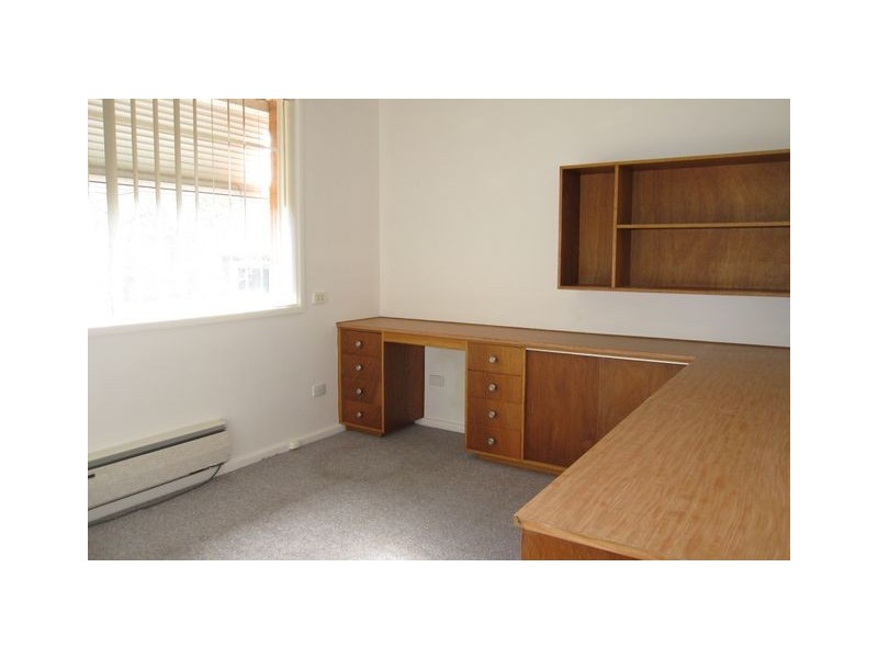8 Skeats Street, Hackett ACT 2602