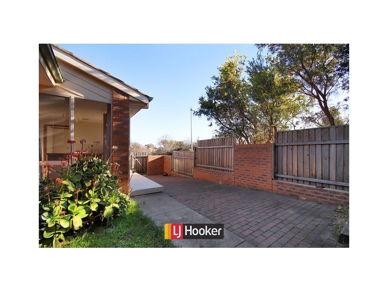 1/84 Wanganeen Avenue, Ngunnawal ACT 2913