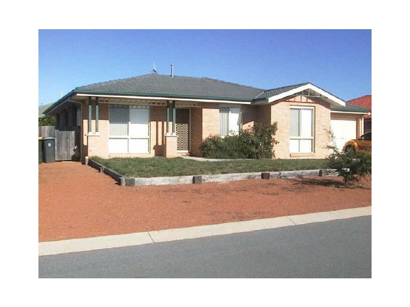 12 Bandt Place, Dunlop ACT 2615