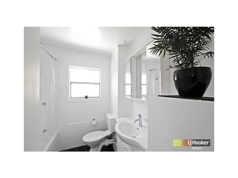 32 Haddon Street, Hackett ACT 2602