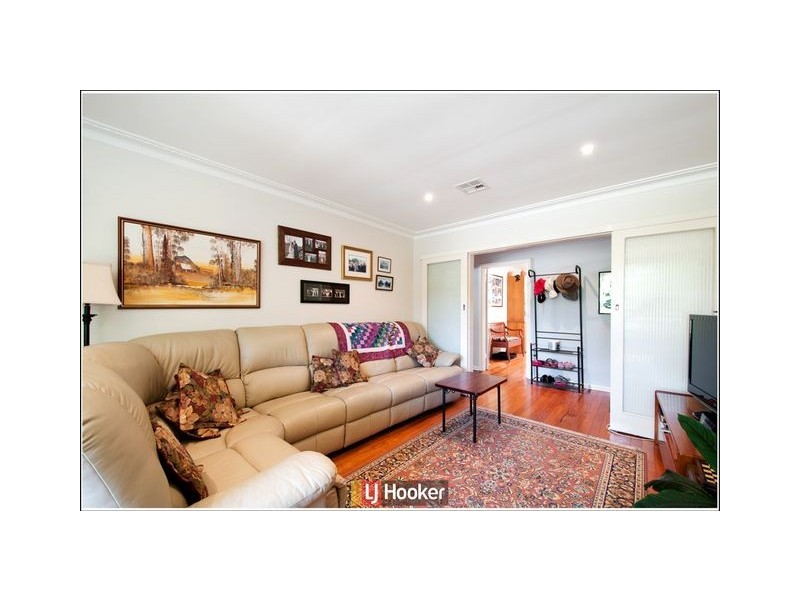 9 Dowling Street, Watson ACT 2602
