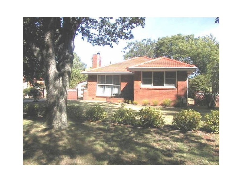27 Padbury Street, Downer ACT 2602