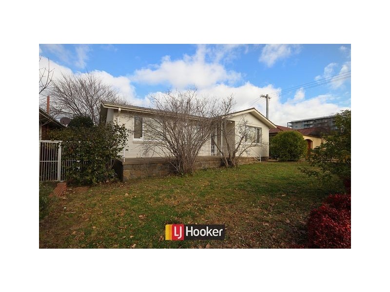 26 Wakefield Avenue, Braddon ACT 2612