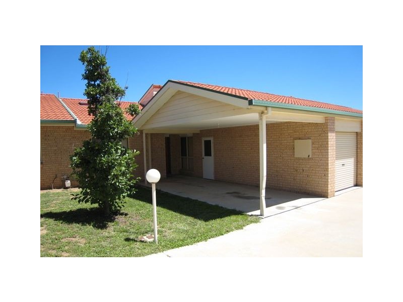 2/27 Redcliffe Street, Palmerston ACT 2913
