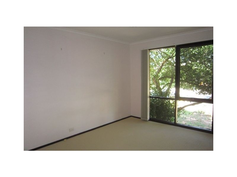 12 Hirst Place, Giralang ACT 2617
