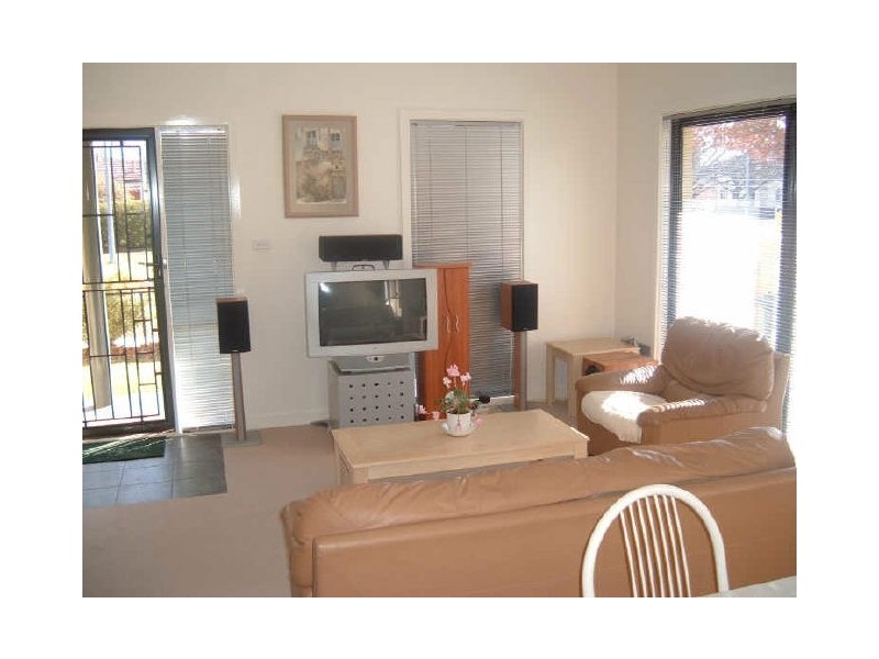 1 “The Clovelly”/72 Torrens Street, Braddon ACT 2612