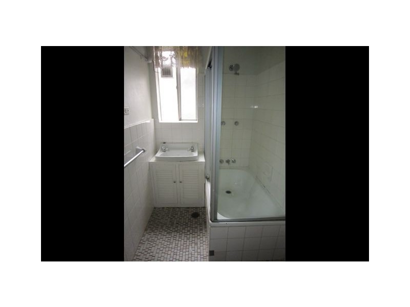 13/11 Tryon Street, Hackett ACT 2602