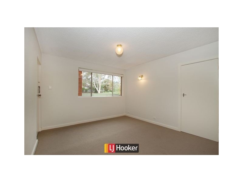 13/11 Tryon Street, Hackett ACT 2602