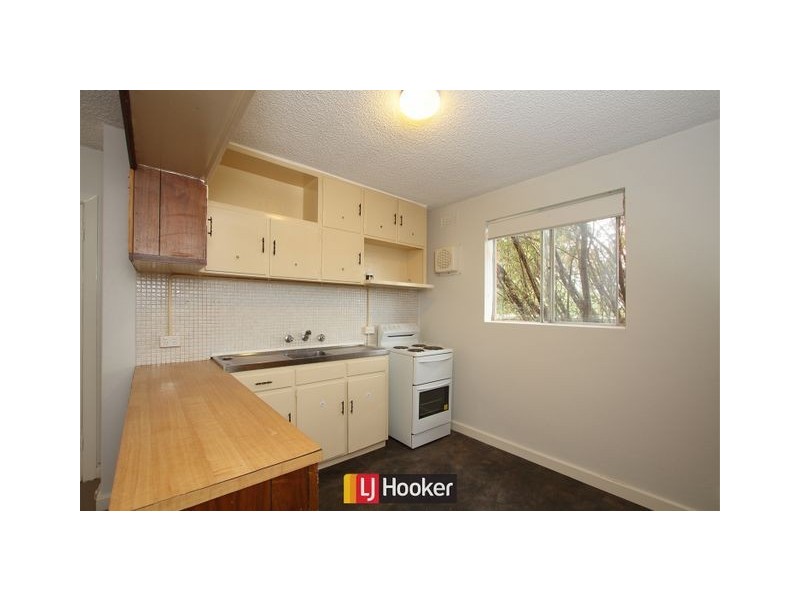 13/11 Tryon Street, Hackett ACT 2602