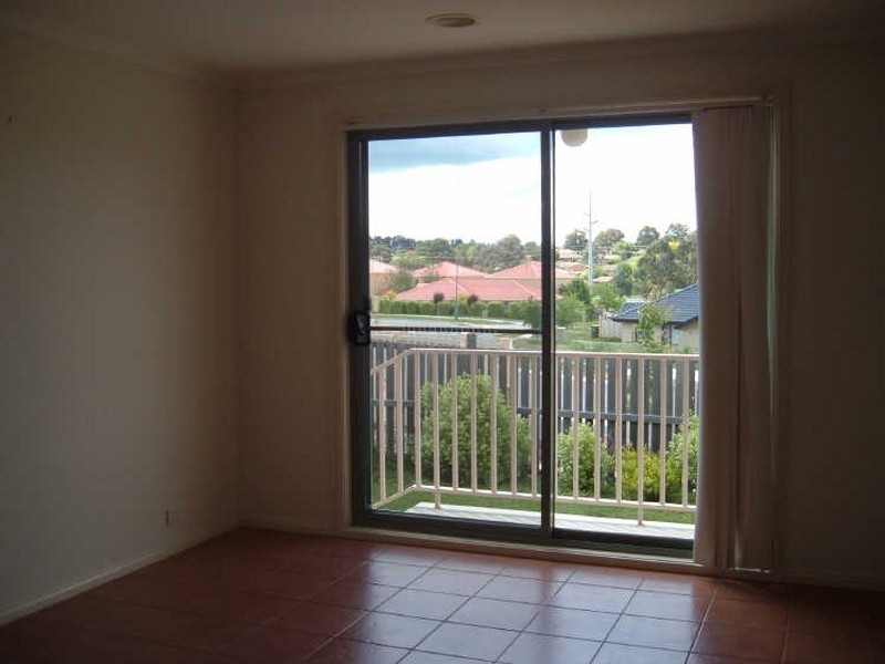 8/98 LAMPARD CIRCUIT, Bruce ACT 2617