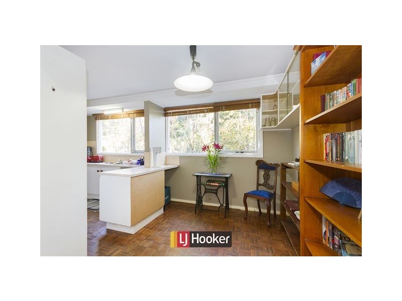 207 Phillip Avenue, Hackett ACT 2602
