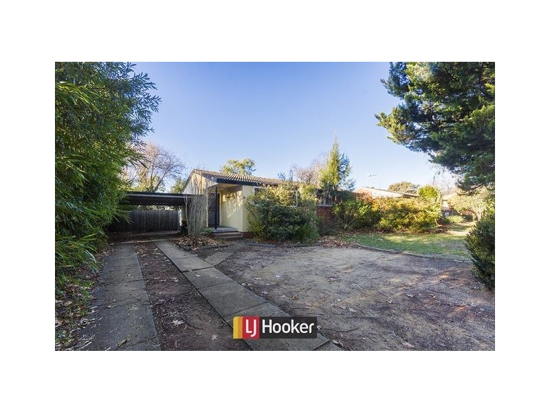 207 Phillip Avenue, Hackett ACT 2602
